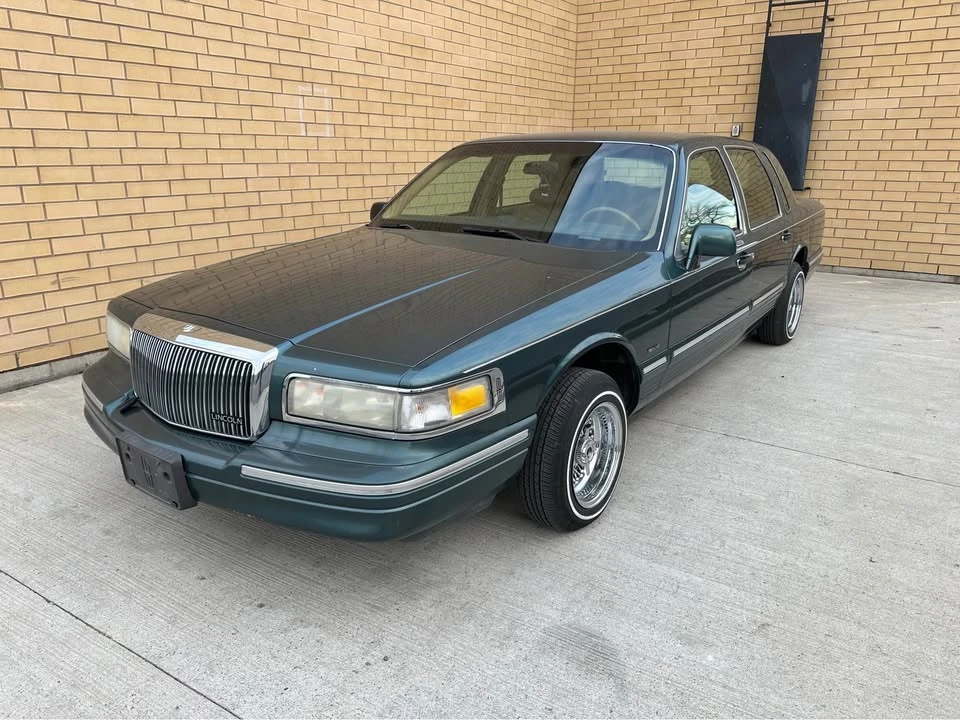 1995 Lincoln Town Car - Image 7 of 7