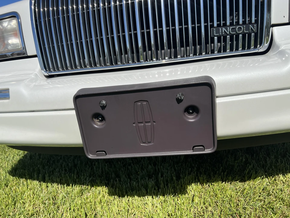 1995 Lincoln Town Car - Image 19 of 31