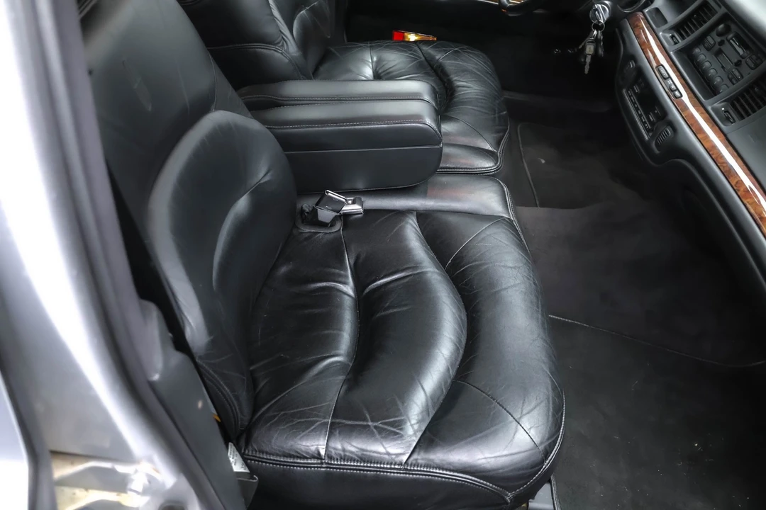 1995 Lincoln Town Car - Image 18 of 21