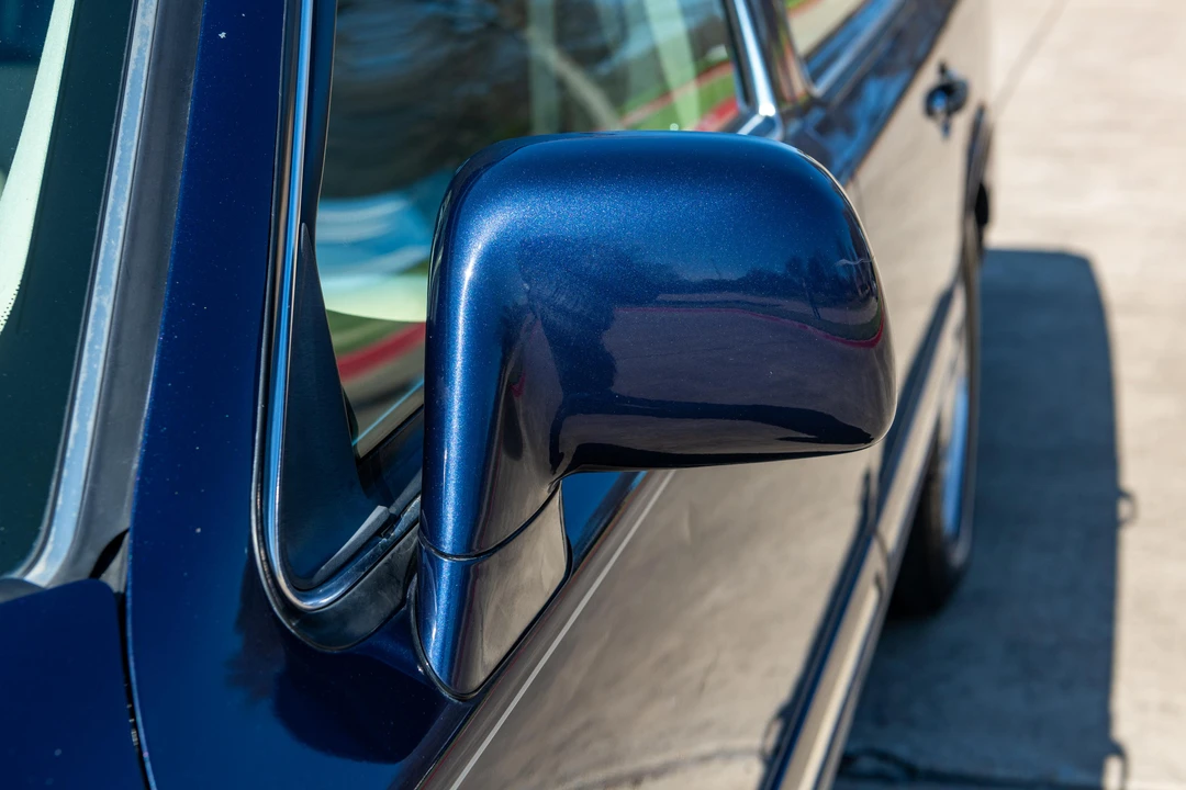 1995 Lincoln Town Car - Image 16 of 31
