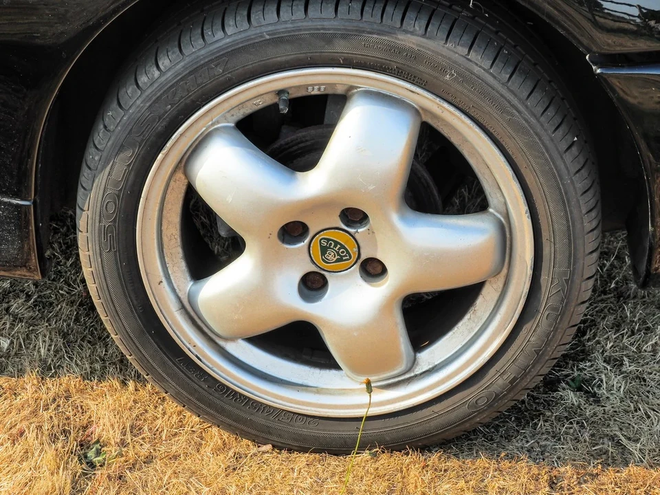 1995 Lotus Elan M100 - Image 7 of 30