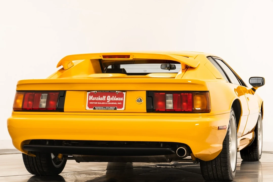 1995 Lotus Esprit Series 4 - Image 9 of 21
