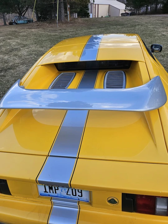 1995 Lotus Esprit Series 4 - Image 9 of 11