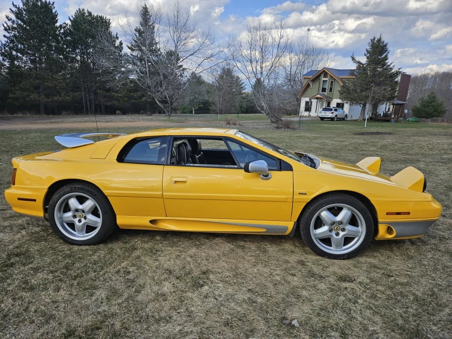 1995 Lotus Esprit Series 4 - Image 2 of 11