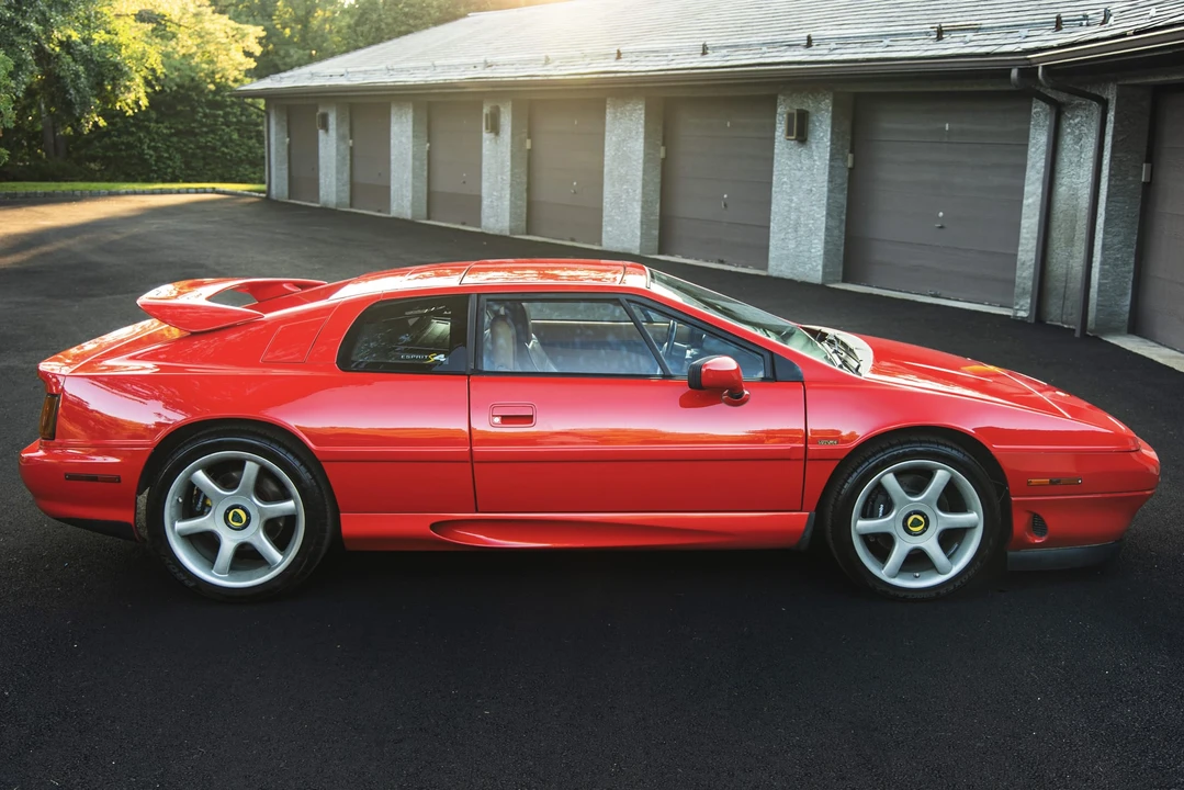 1995 Lotus Esprit Series 4 - Image 10 of 31