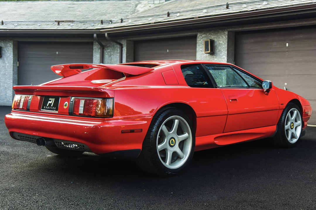 1995 Lotus Esprit Series 4 - Image 12 of 31