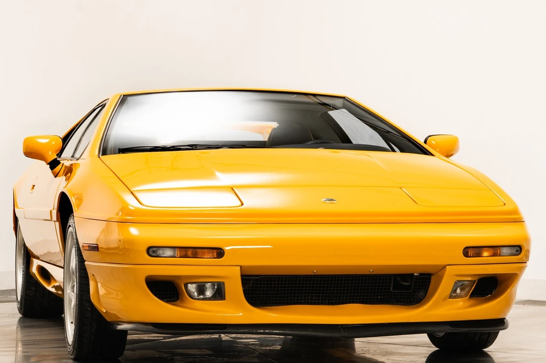 1995 Lotus Esprit Series 4 - Image 3 of 21