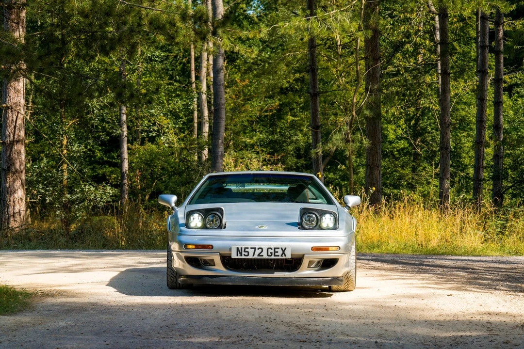 1995 Lotus Esprit Series 4 - Image 9 of 30
