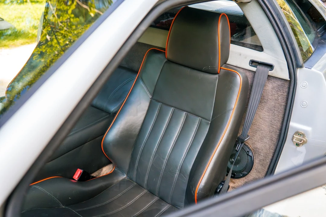 1995 Lotus Esprit Series 4 - Image 17 of 30