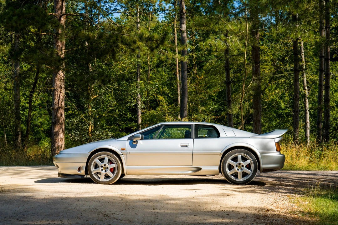 1995 Lotus Esprit Series 4 - Image 2 of 30