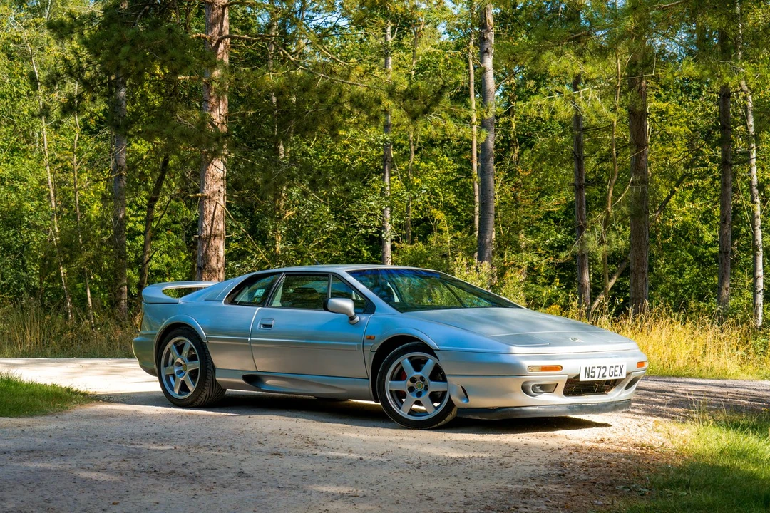 1995 Lotus Esprit Series 4 - Image 7 of 30