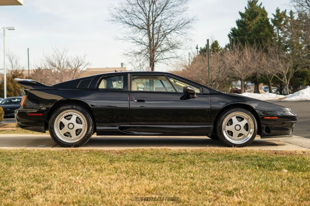 1995 Lotus Esprit Series 4 - Image 9 of 12