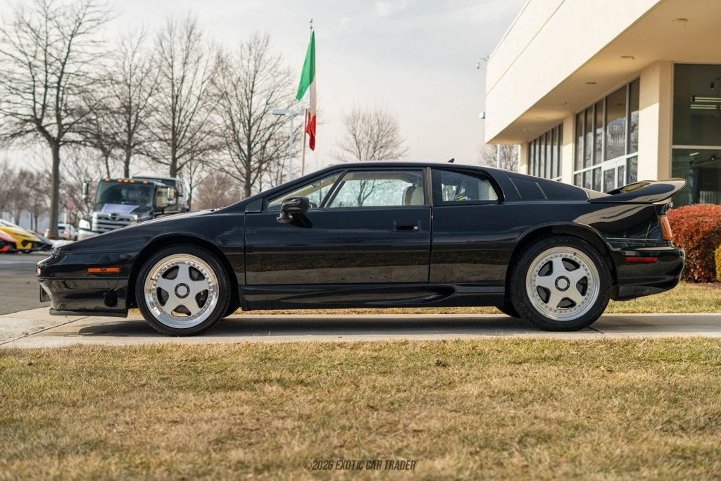 1995 Lotus Esprit Series 4 - Image 3 of 12