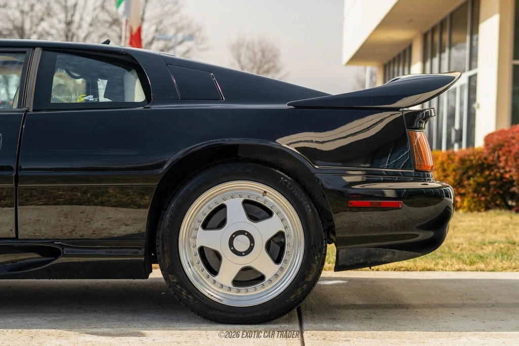 1995 Lotus Esprit Series 4 - Image 5 of 12