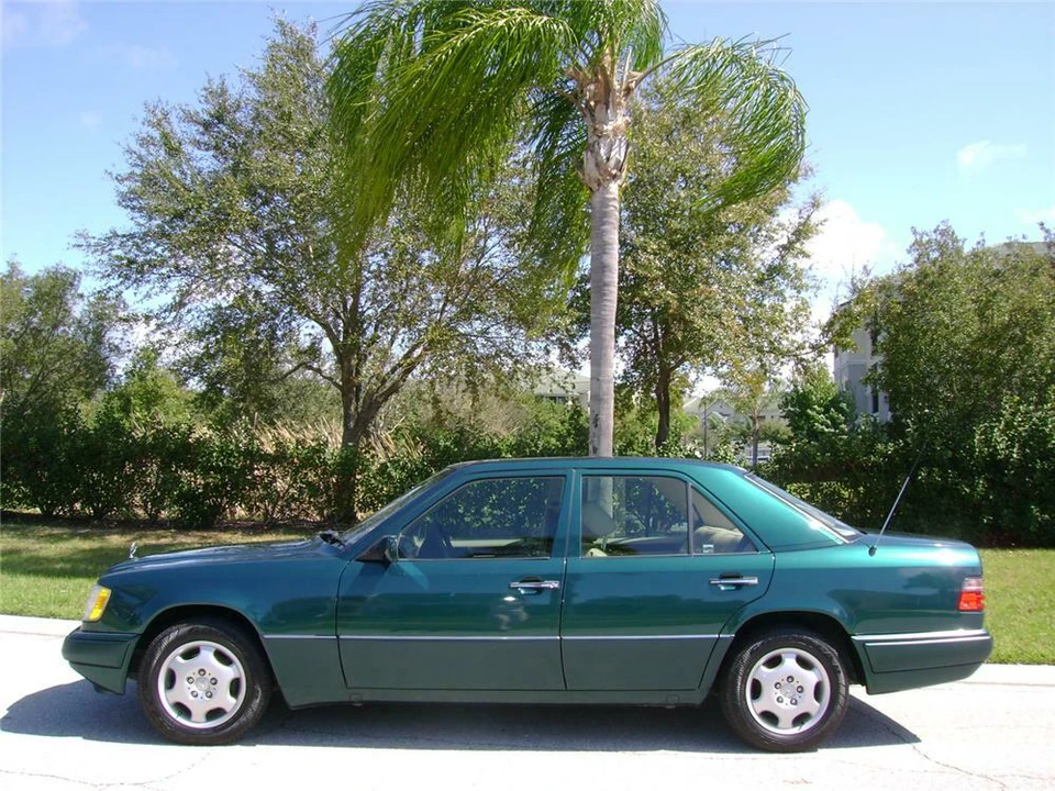 1995 Mercedes-Benz W124 E-Class - Image 5 of 5