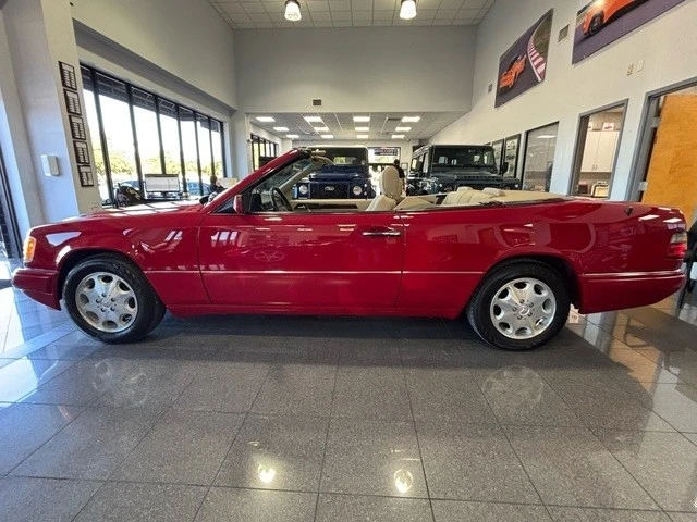1995 Mercedes-Benz W124 E-Class - Image 2 of 21