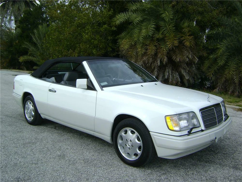 1995 Mercedes-Benz W124 E-Class - Image 2 of 5