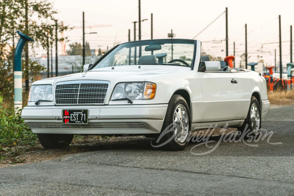 1995 Mercedes-Benz W124 E-Class - Image 9 of 16