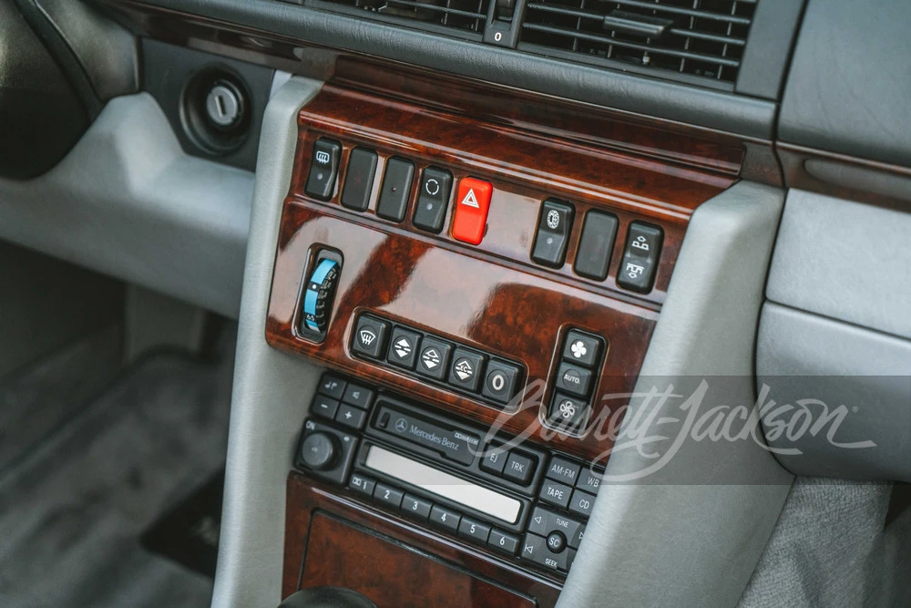 1995 Mercedes-Benz W124 E-Class - Image 14 of 16
