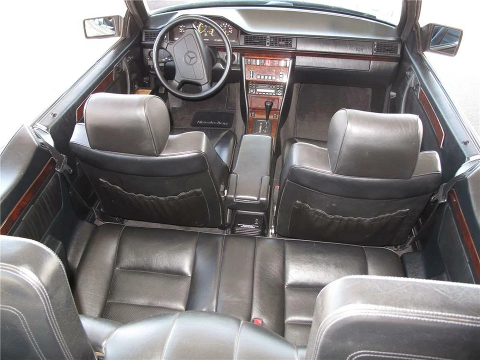 1995 Mercedes-Benz W124 E-Class - Image 4 of 5