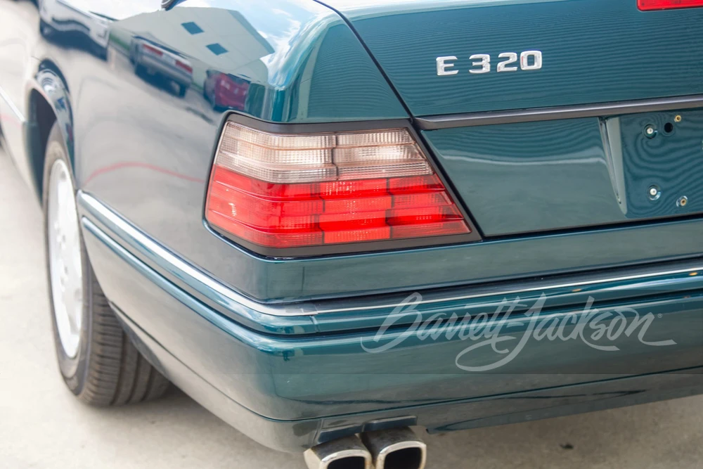 1995 Mercedes-Benz W124 E-Class - Image 17 of 31