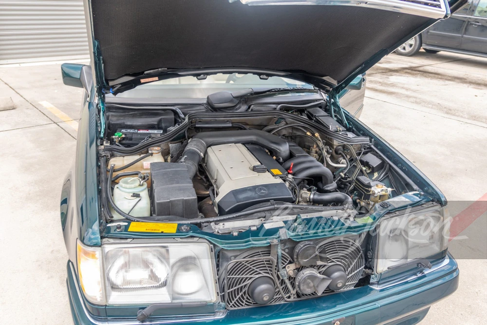 1995 Mercedes-Benz W124 E-Class - Image 27 of 31