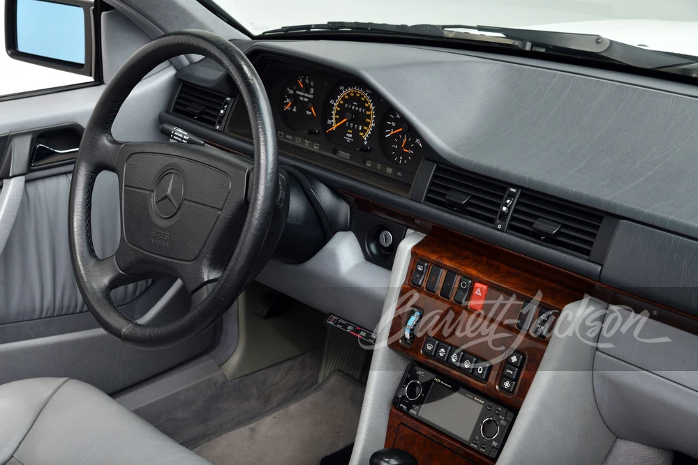 1995 Mercedes-Benz W124 E-Class - Image 5 of 31