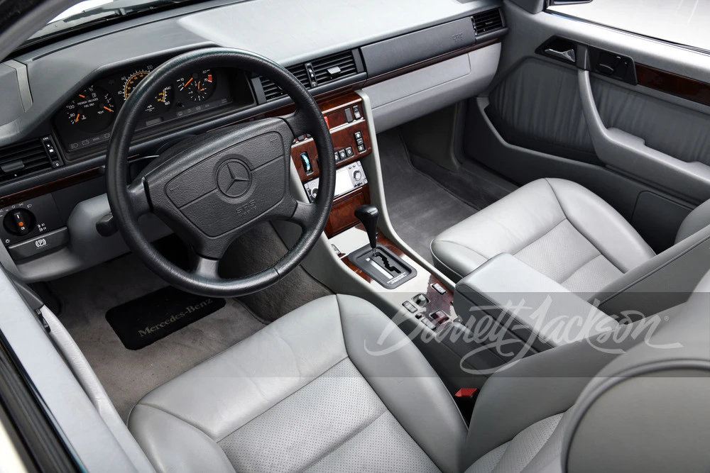 1995 Mercedes-Benz W124 E-Class - Image 16 of 31
