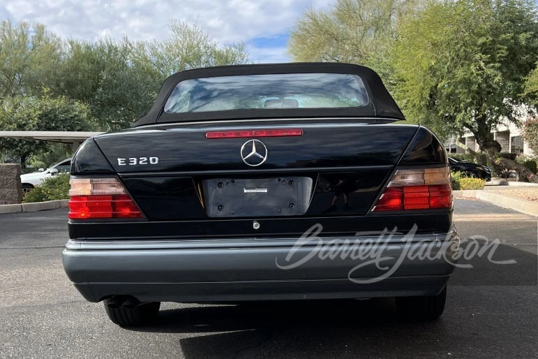 1995 Mercedes-Benz W124 E-Class - Image 10 of 12