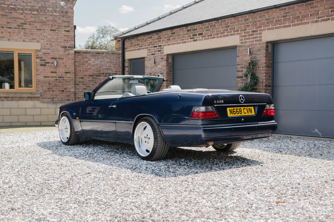 1995 Mercedes-Benz W124 E-Class - Image 8 of 31