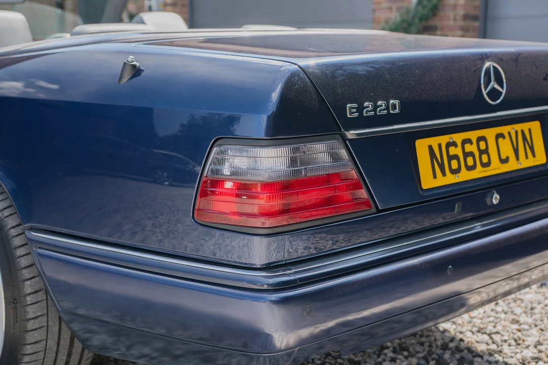 1995 Mercedes-Benz W124 E-Class - Image 28 of 31