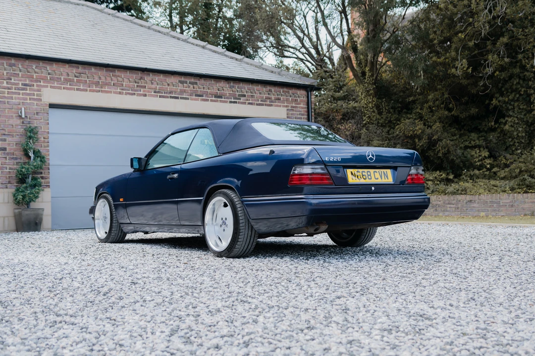 1995 Mercedes-Benz W124 E-Class - Image 16 of 31