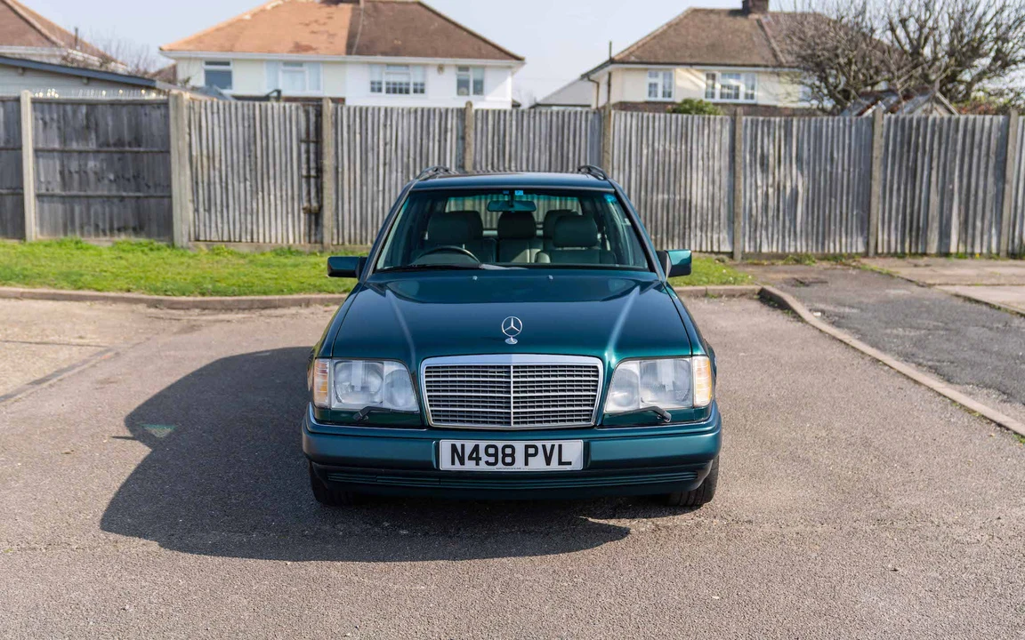 1995 Mercedes-Benz W124 E-Class - Image 11 of 31
