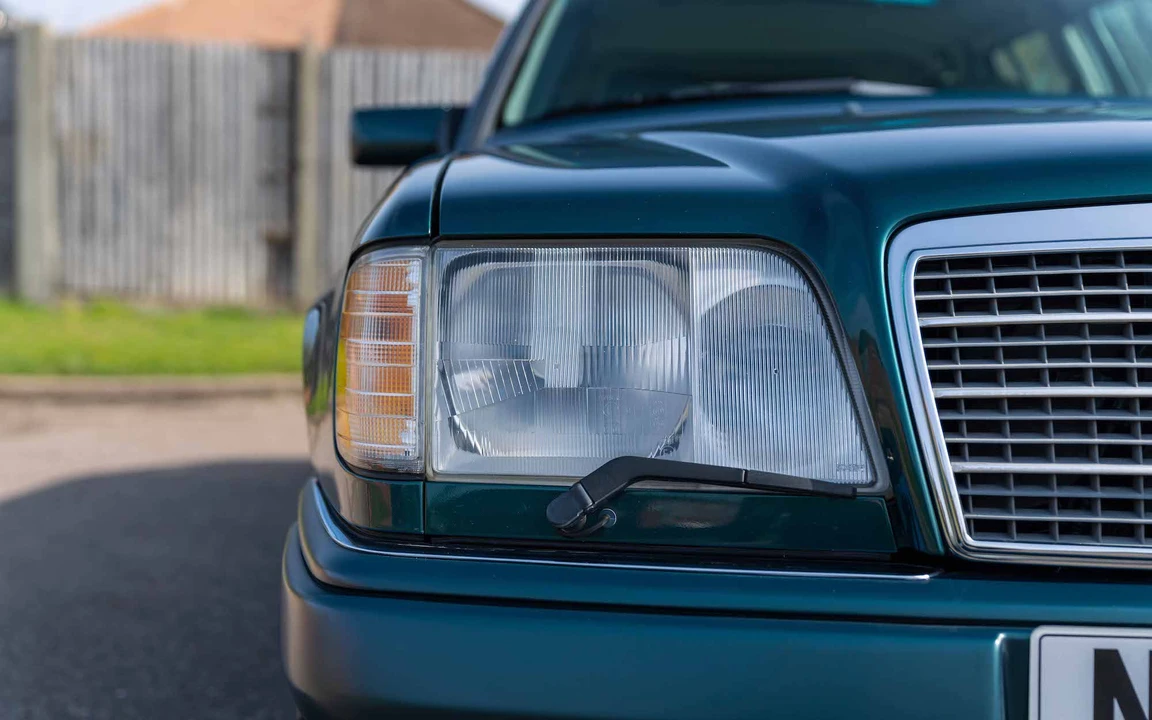 1995 Mercedes-Benz W124 E-Class - Image 20 of 31