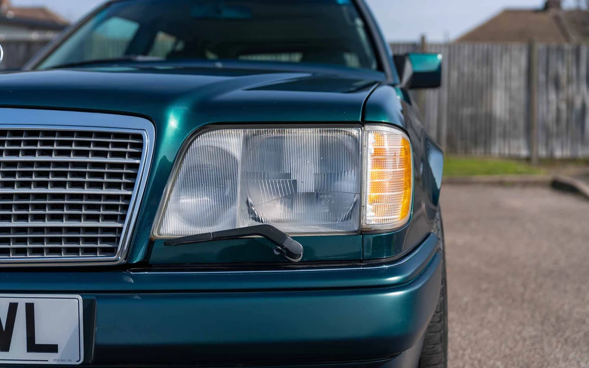 1995 Mercedes-Benz W124 E-Class - Image 23 of 31