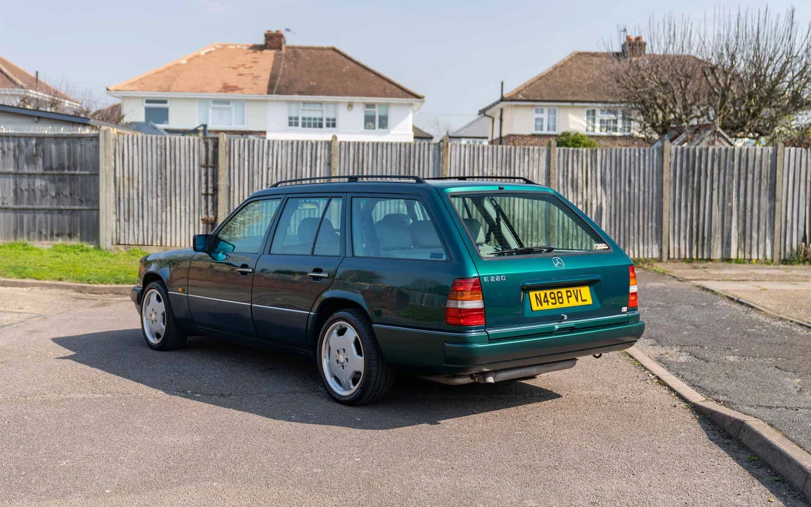 1995 Mercedes-Benz W124 E-Class - Image 16 of 31