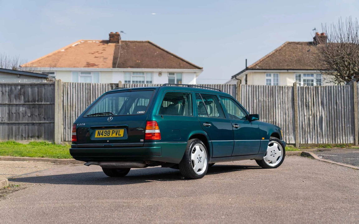 1995 Mercedes-Benz W124 E-Class - Image 6 of 31