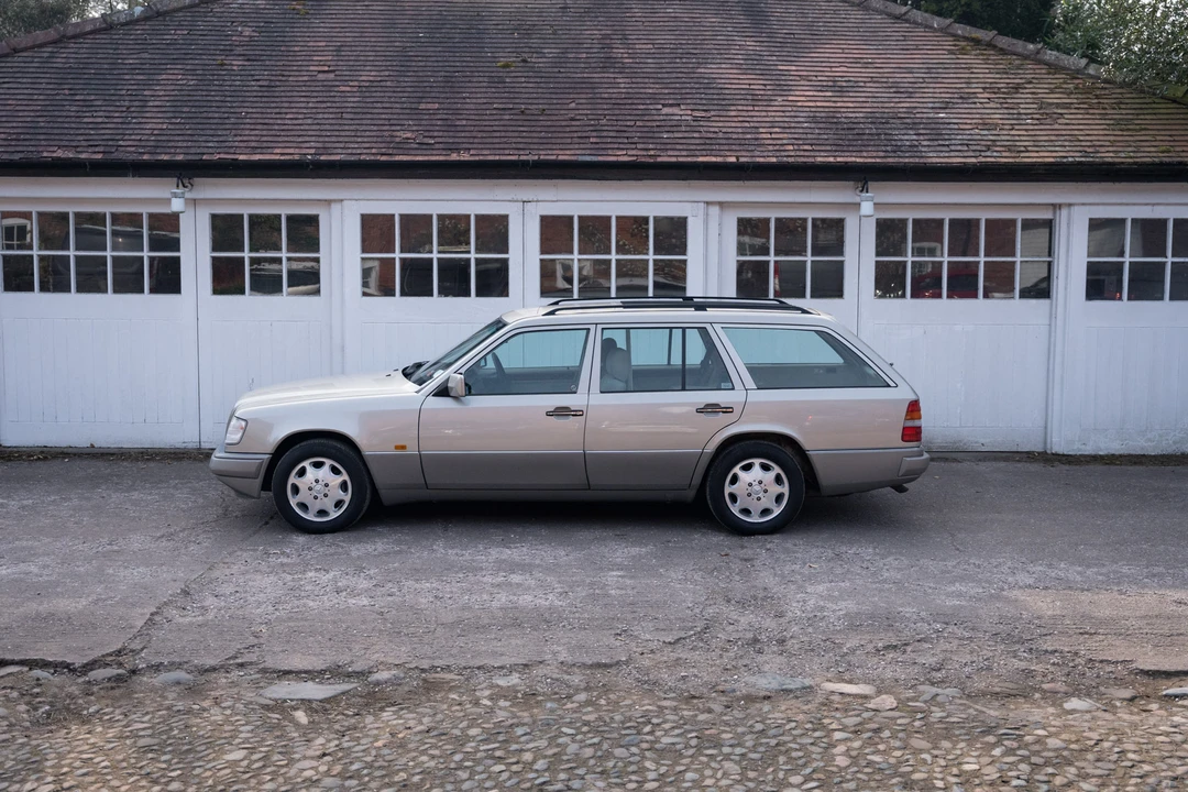 1995 Mercedes-Benz W124 E-Class - Image 17 of 31