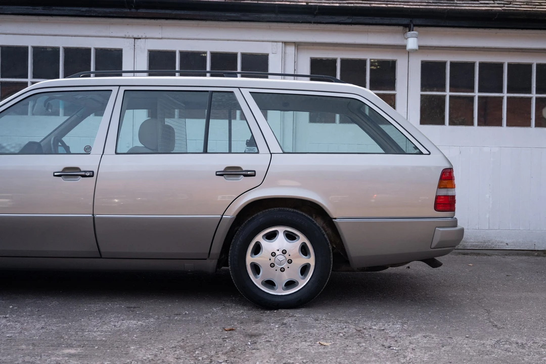 1995 Mercedes-Benz W124 E-Class - Image 22 of 31