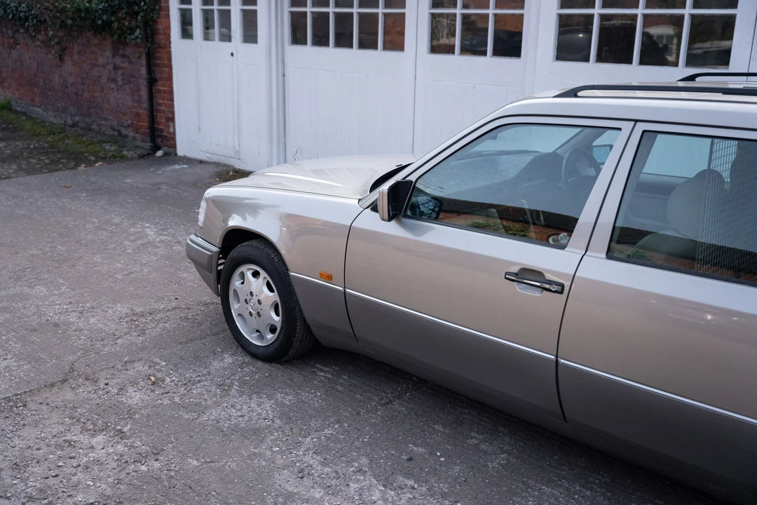 1995 Mercedes-Benz W124 E-Class - Image 25 of 31