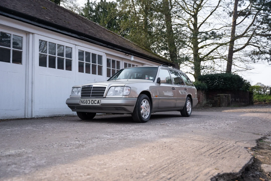 1995 Mercedes-Benz W124 E-Class - Image 18 of 31