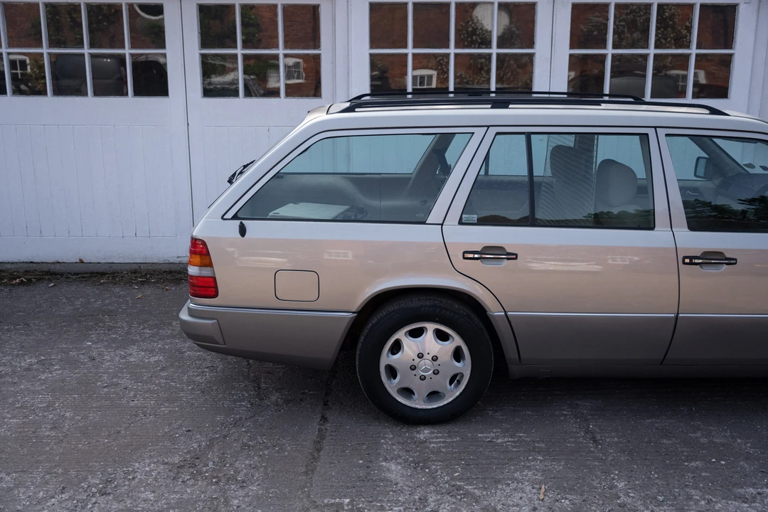 1995 Mercedes-Benz W124 E-Class - Image 28 of 31