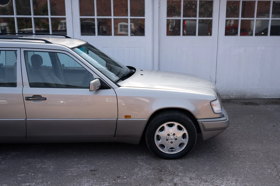 1995 Mercedes-Benz W124 E-Class - Image 30 of 31