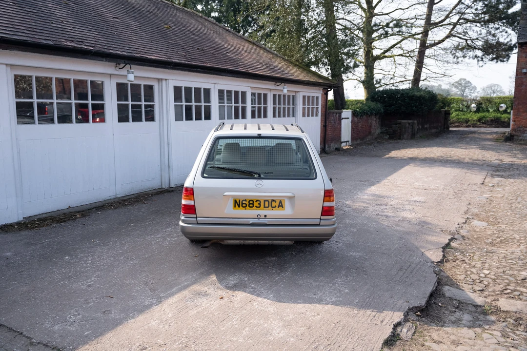 1995 Mercedes-Benz W124 E-Class - Image 13 of 31