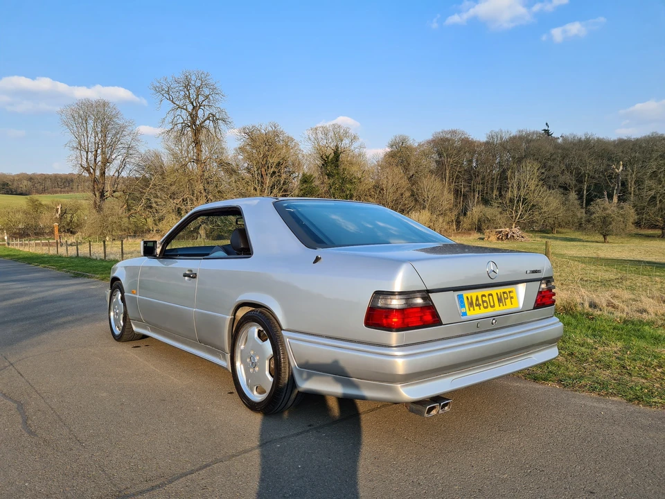 1995 Mercedes-Benz W124 E-Class - Image 16 of 21