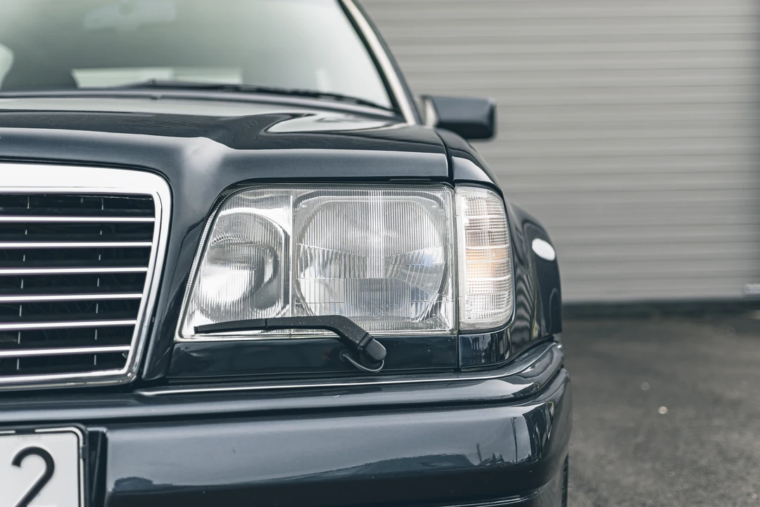 1995 Mercedes-Benz W124 E-Class - Image 15 of 31