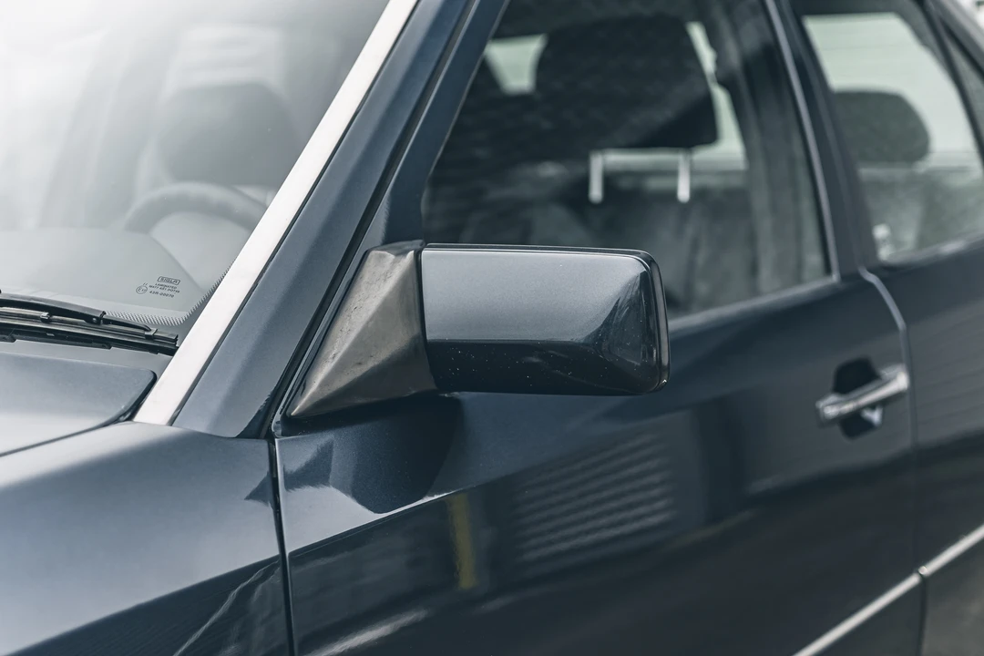 1995 Mercedes-Benz W124 E-Class - Image 24 of 31