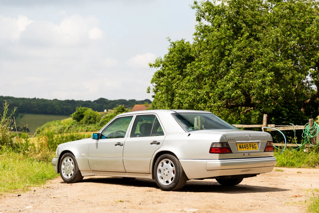 1995 Mercedes-Benz W124 E-Class - Image 9 of 31