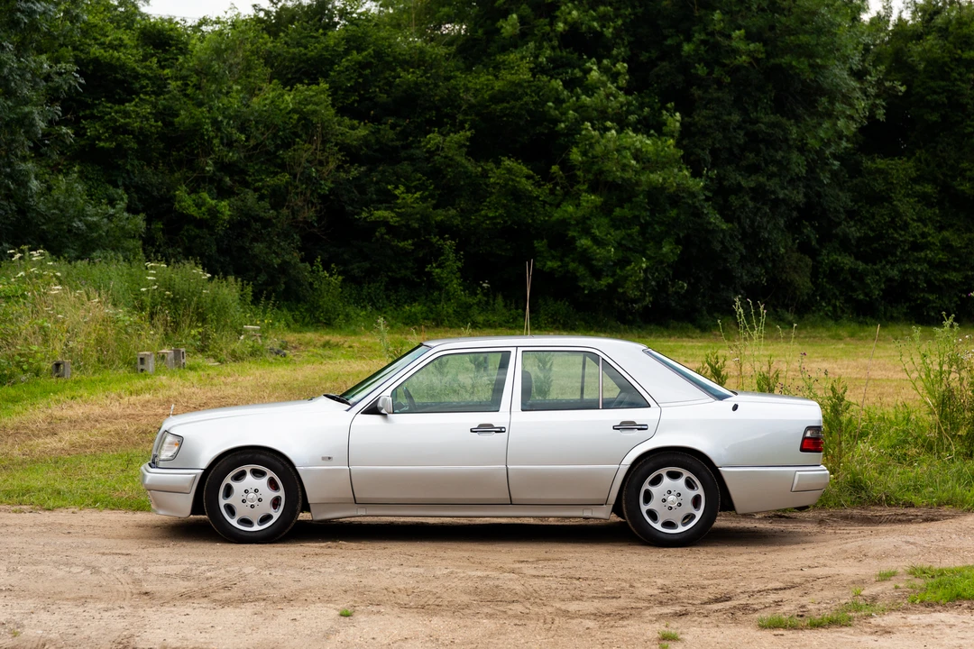 1995 Mercedes-Benz W124 E-Class - Image 10 of 31