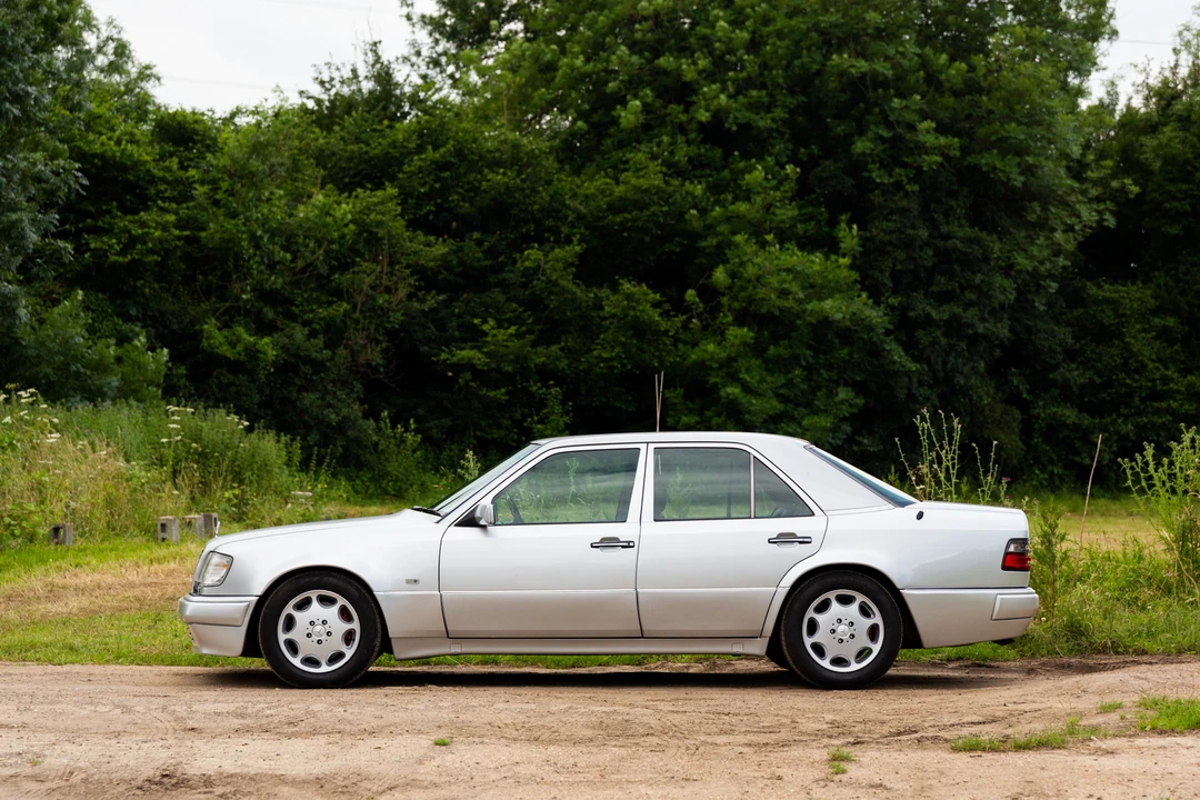 1995 Mercedes-Benz W124 E-Class - Image 18 of 31